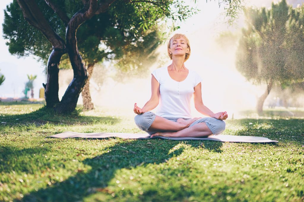 4 Meditation Tips For Seniors To Live By - MedicareValue